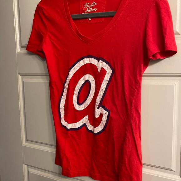 Atlanta Braves V-Neck T-Shirt - Picture 1 of 3